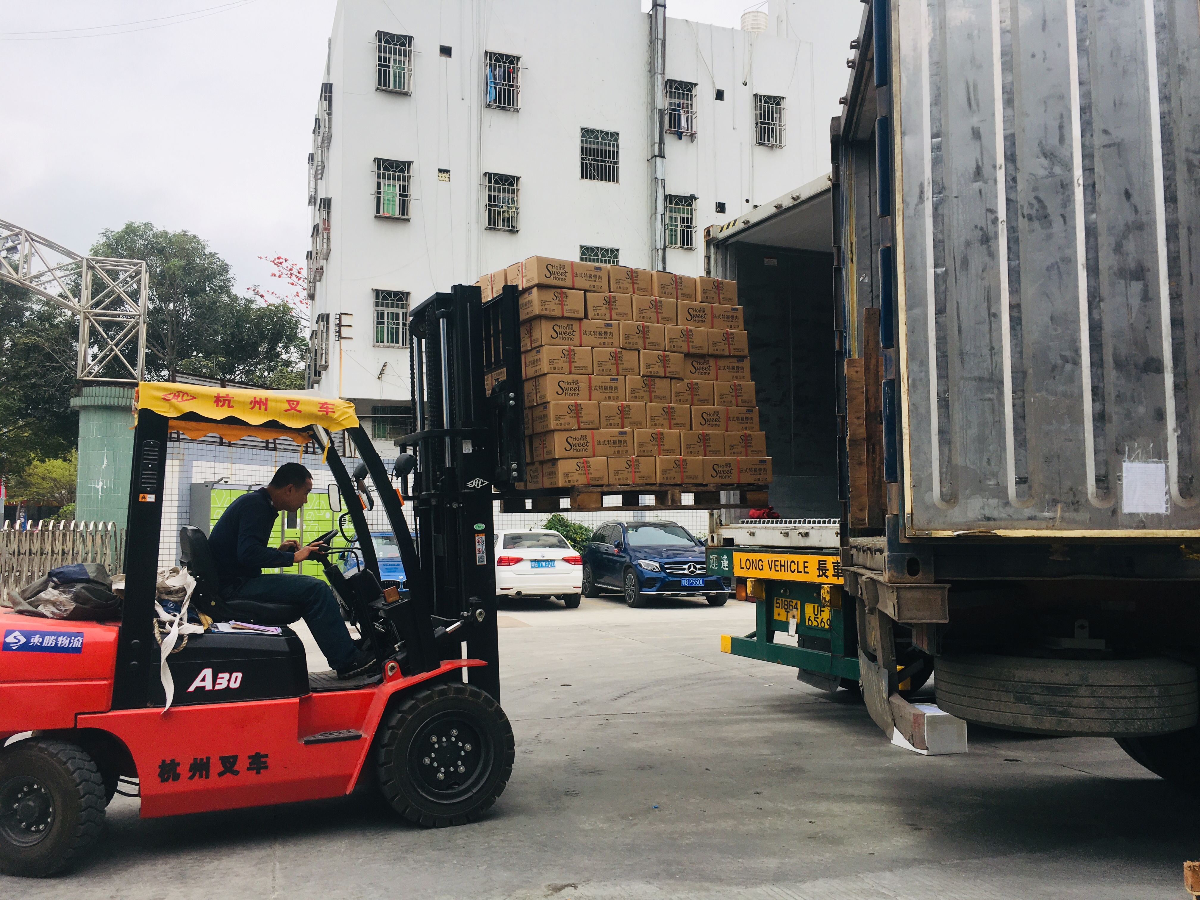 冷藏車之中冷板排列的秘密你了解多少？中港物流,中港專線,中港拖車運輸,深圳到香港物流,中港專線物流